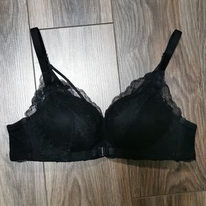 Front Closure Wireless Push Up Bra in Black Lace, 32A